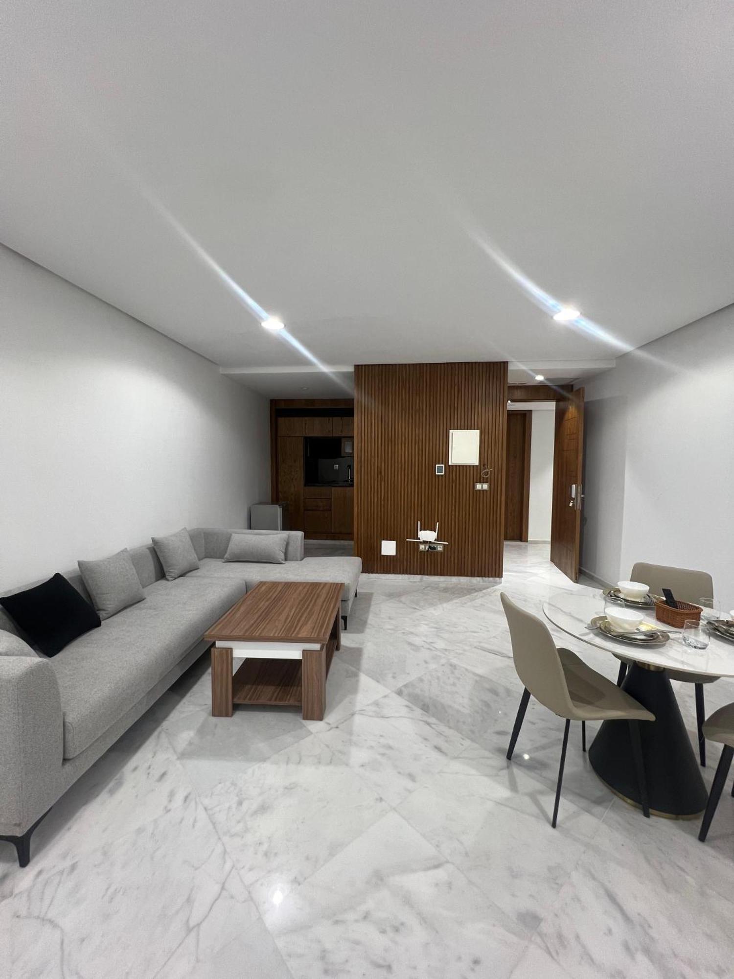 Royal Center Apartment Tangier Exterior photo