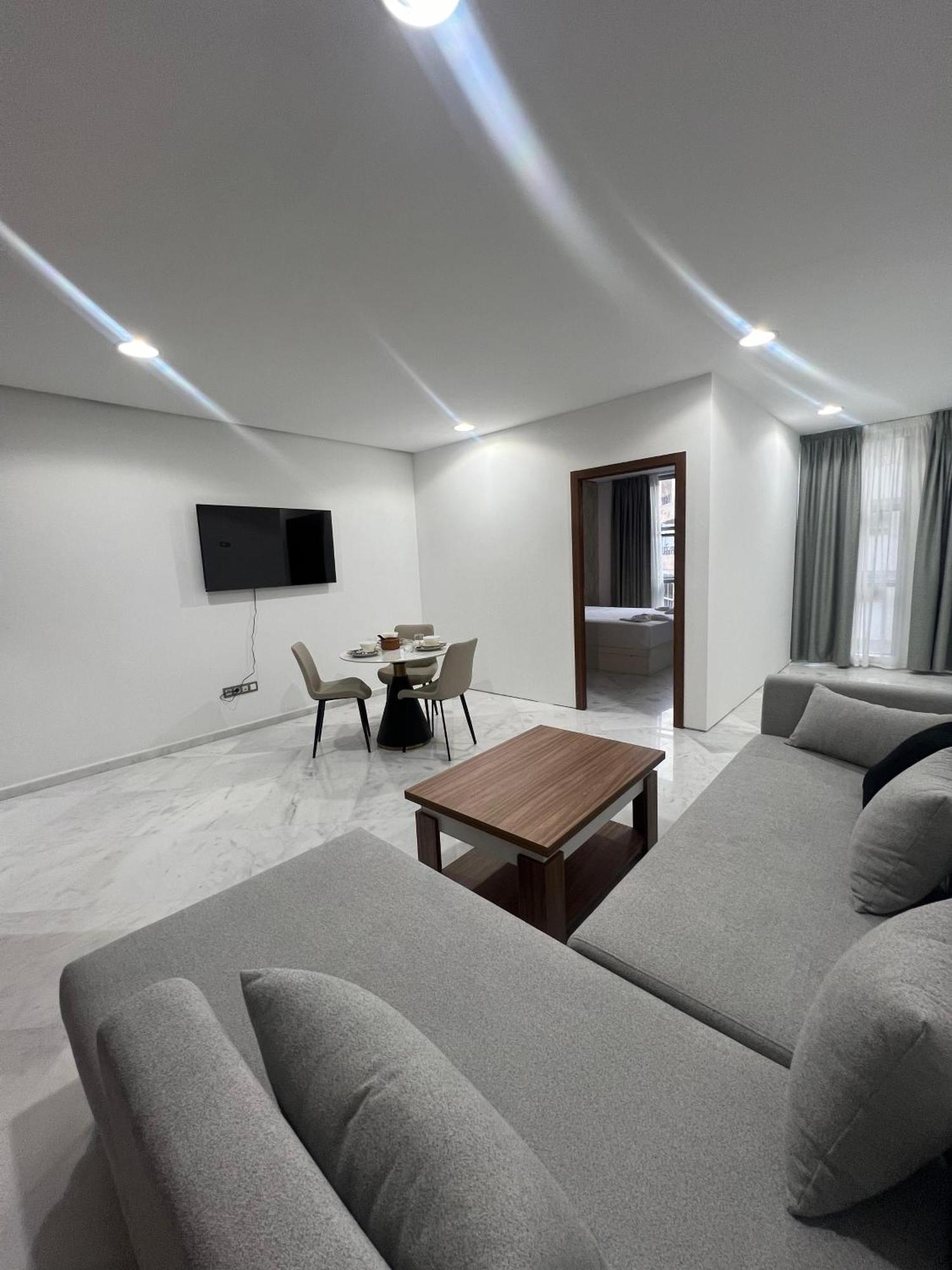 Royal Center Apartment Tangier Exterior photo
